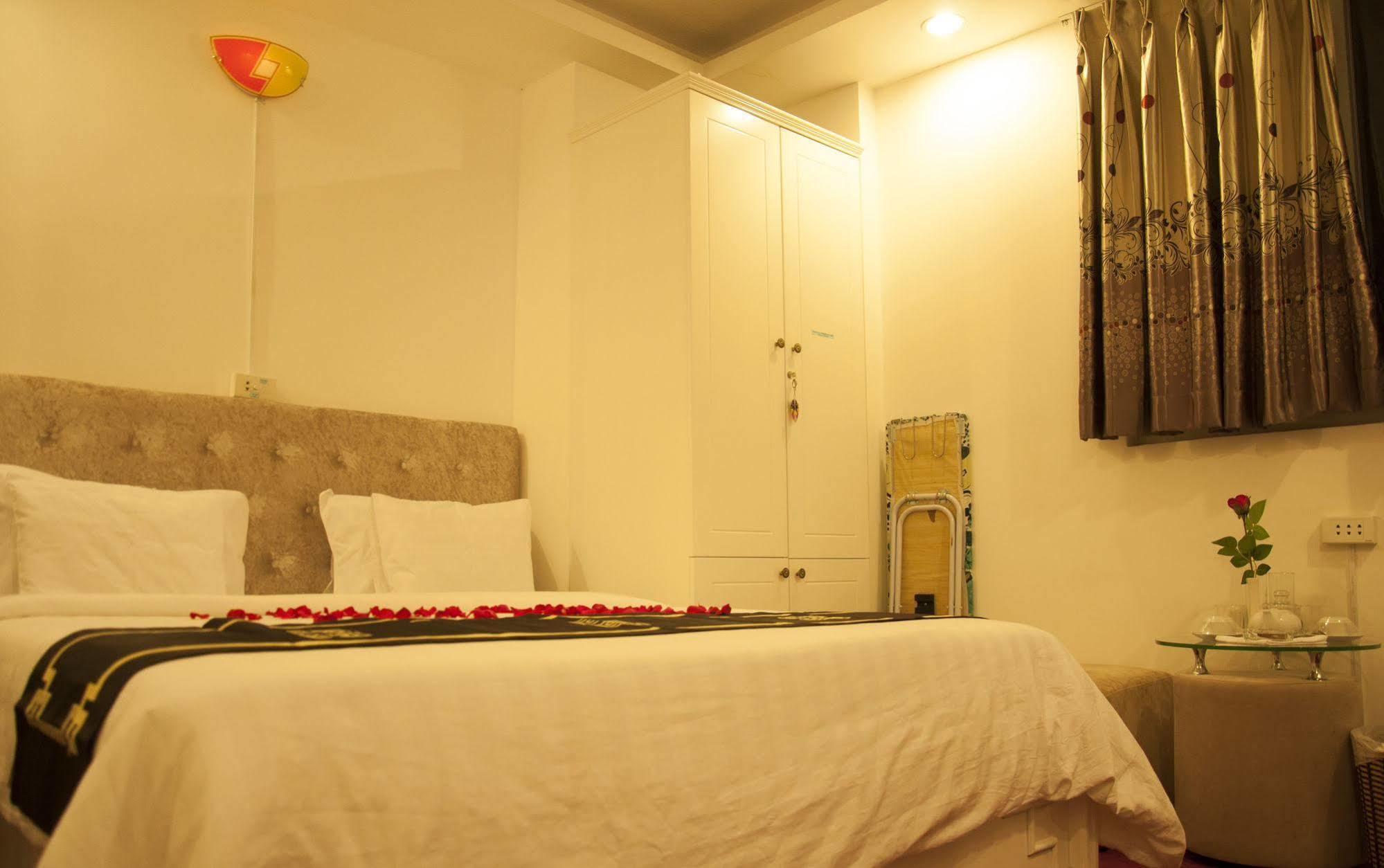 A25 Hotel - 274 De Tham Ho Chi Minh City Exterior photo